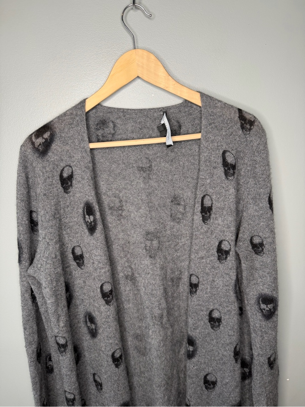 Skull Cashmere Cashmere Skull Print Cardigan - Small Flaw - Picture 4 of 11